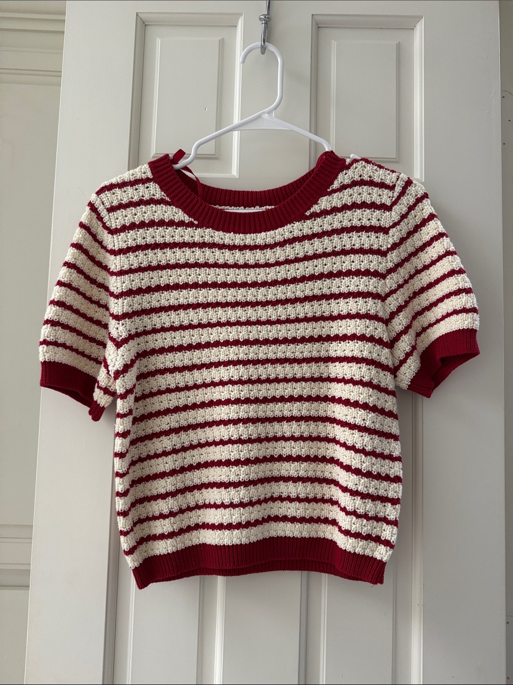 Women’s Red & Cream Striped Short-Sleeve Knit Sweater